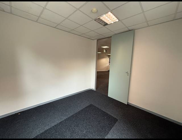 356M² OFFICE TO LET IN PARKTOWN